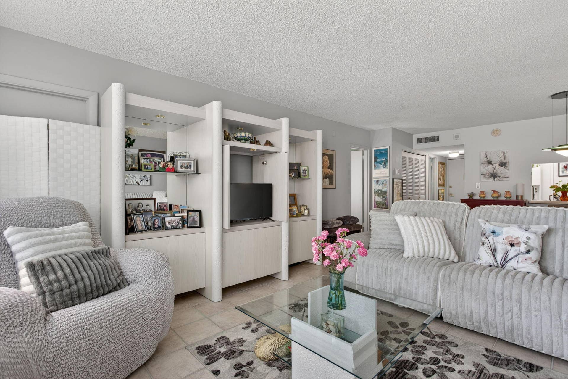 1170 N Federal Highway, #305, Fort Lauderdale, FL 33304 17 - 1170 N Federal Hwy 305