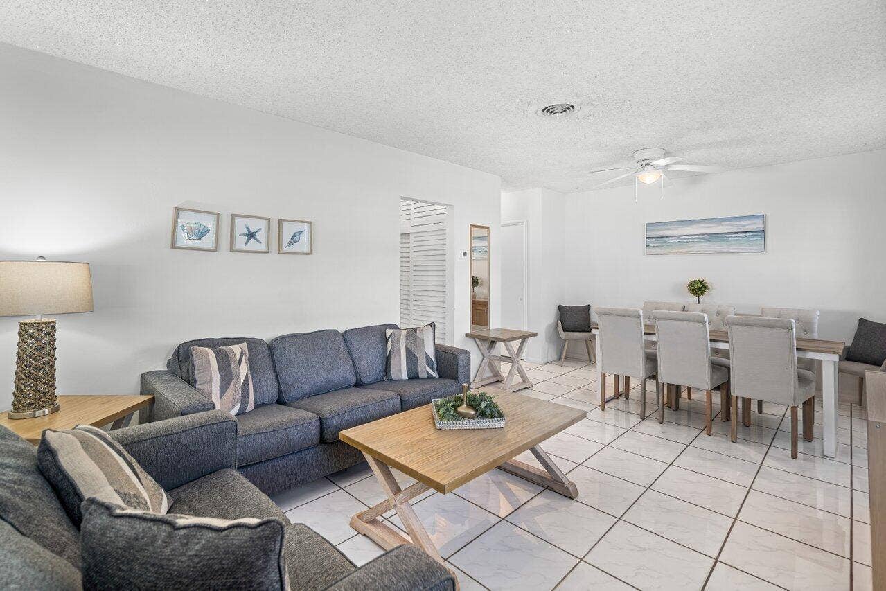 262 SE 9th Avenue, #1-4, Deerfield Beach, FL 33441 B