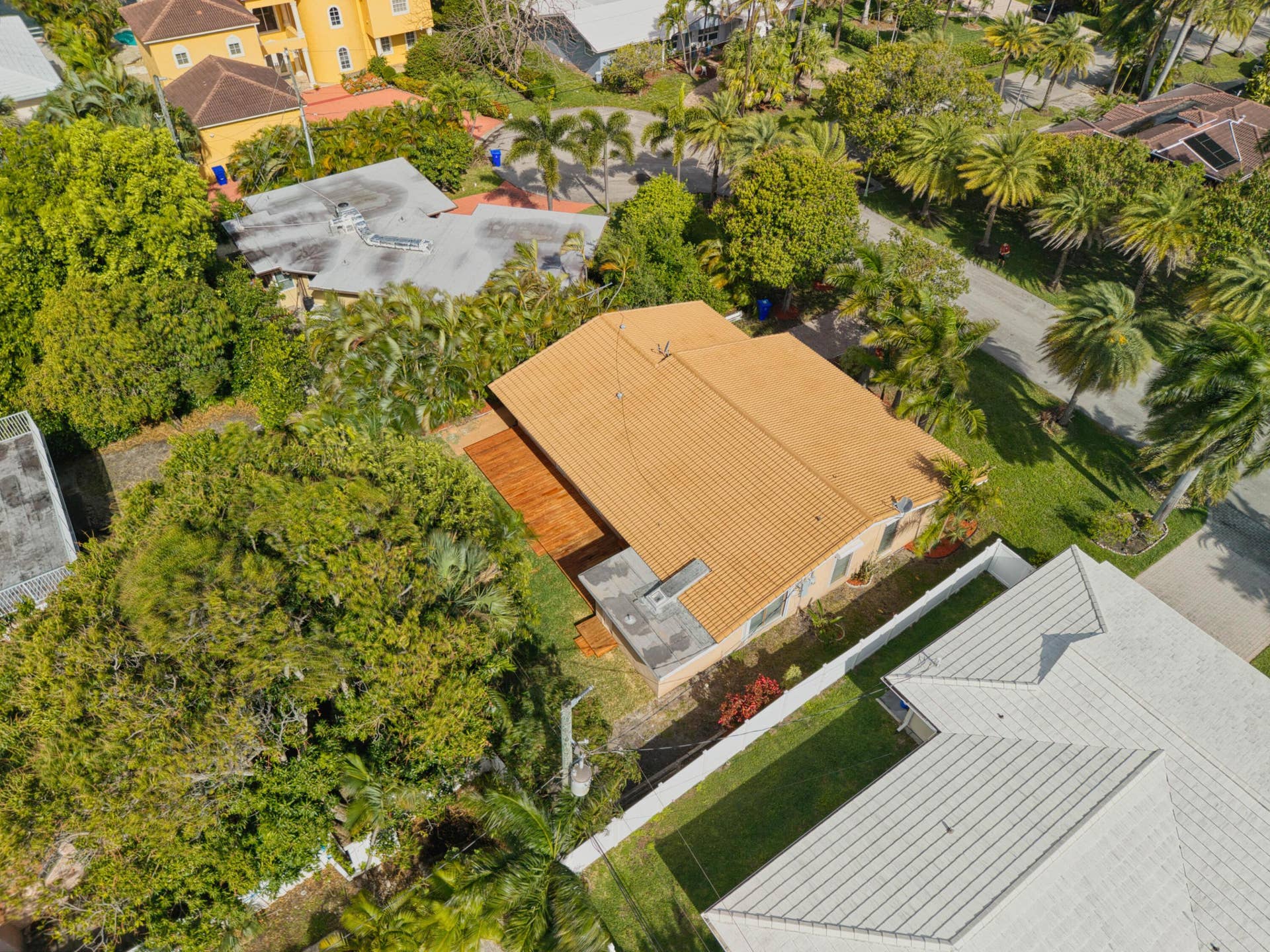 284 Allenwood Drive, Lauderdale By The Sea, FL 33308 DJI_20260410100414_0056_D_hdr