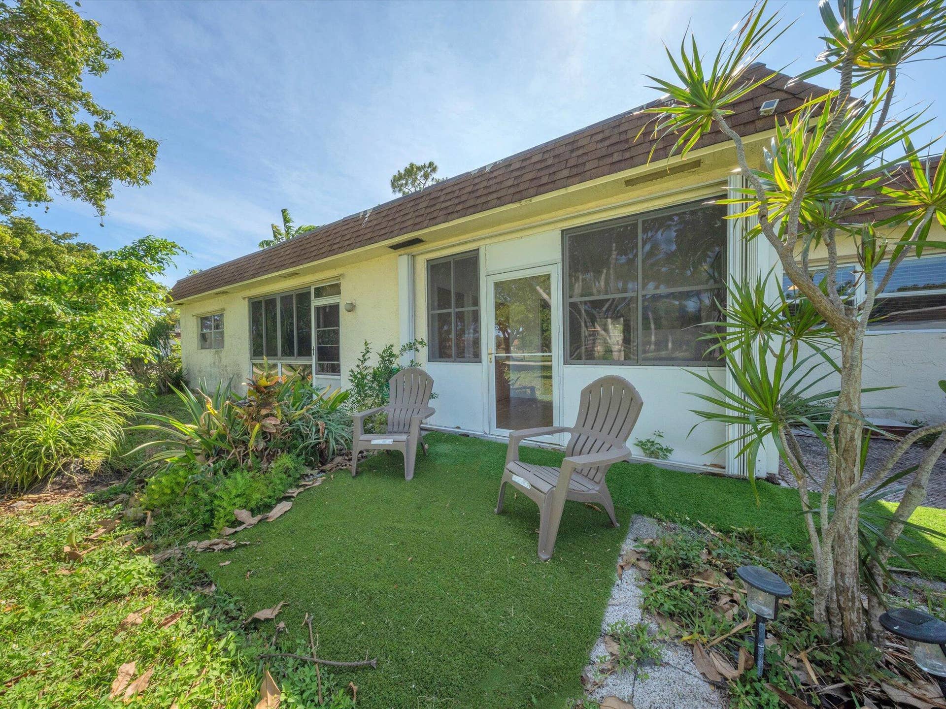 417 SW Natura Avenue, #B, Deerfield Beach, FL 33441 21-DSC7332