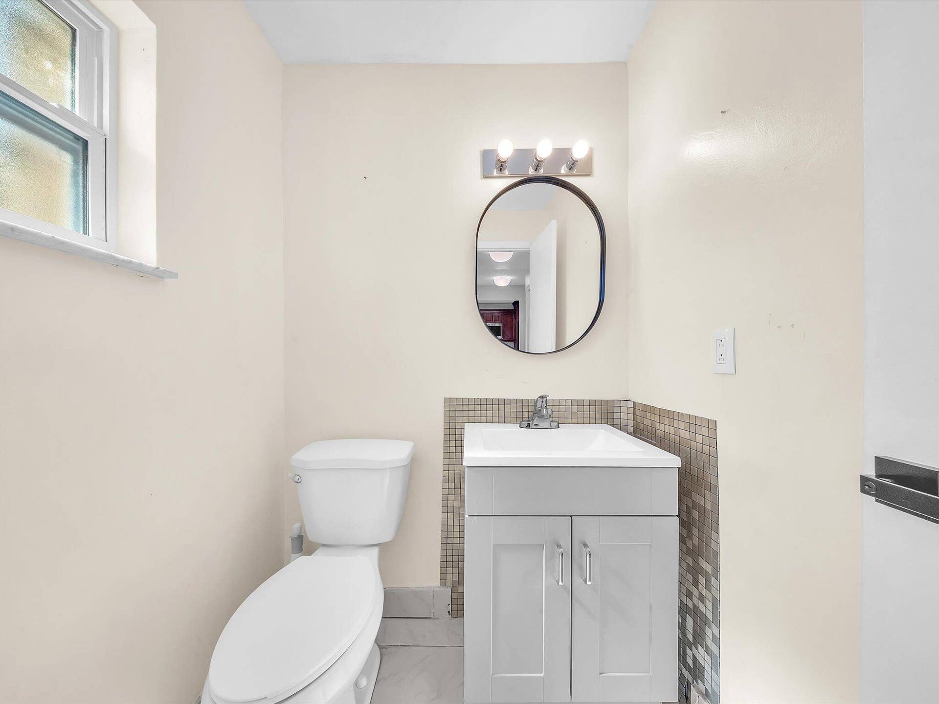 417 SW Natura Avenue, #B, Deerfield Beach, FL 33441 16-DSC7363