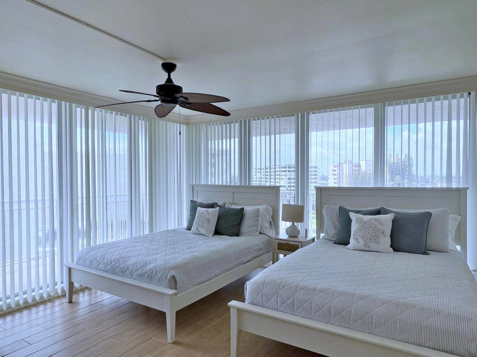 3546 S Ocean Boulevard, #710, South Palm Beach, FL 33480 IMG_2434