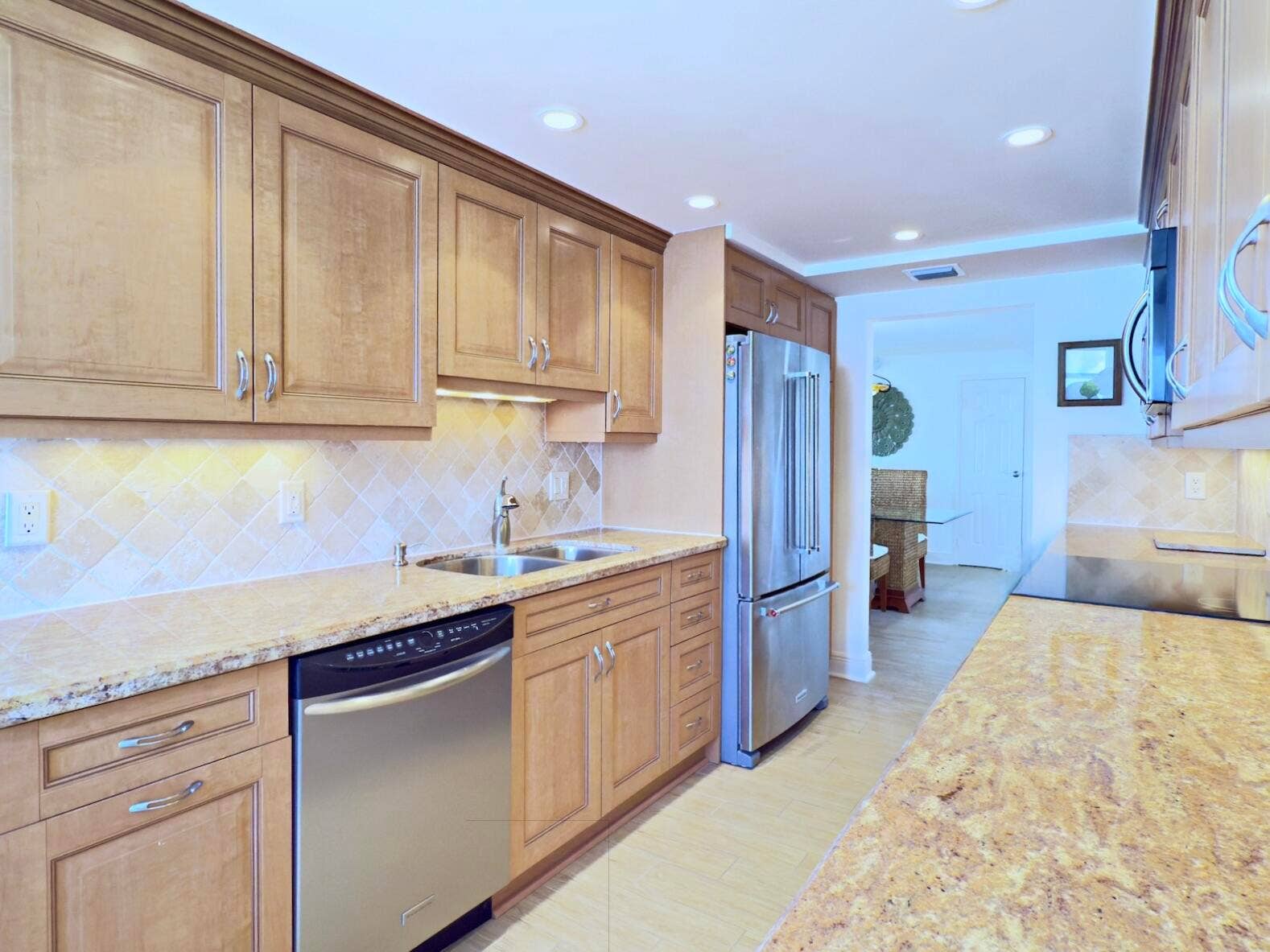 3546 S Ocean Boulevard, #710, South Palm Beach, FL 33480 IMG_8392 2