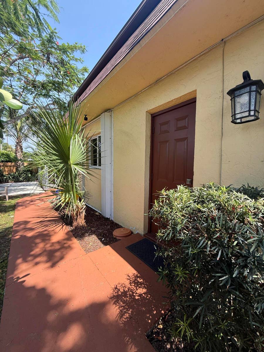 Property photo for 803 NE 2nd Avenue, #Studio, Delray Beach, FL