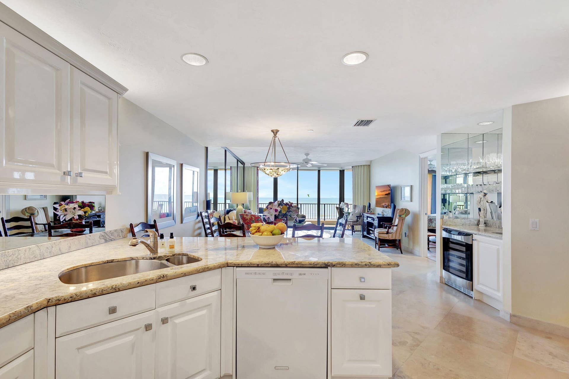 800 Ocean Drive, #404, Juno Beach, FL 33408 Kitchen