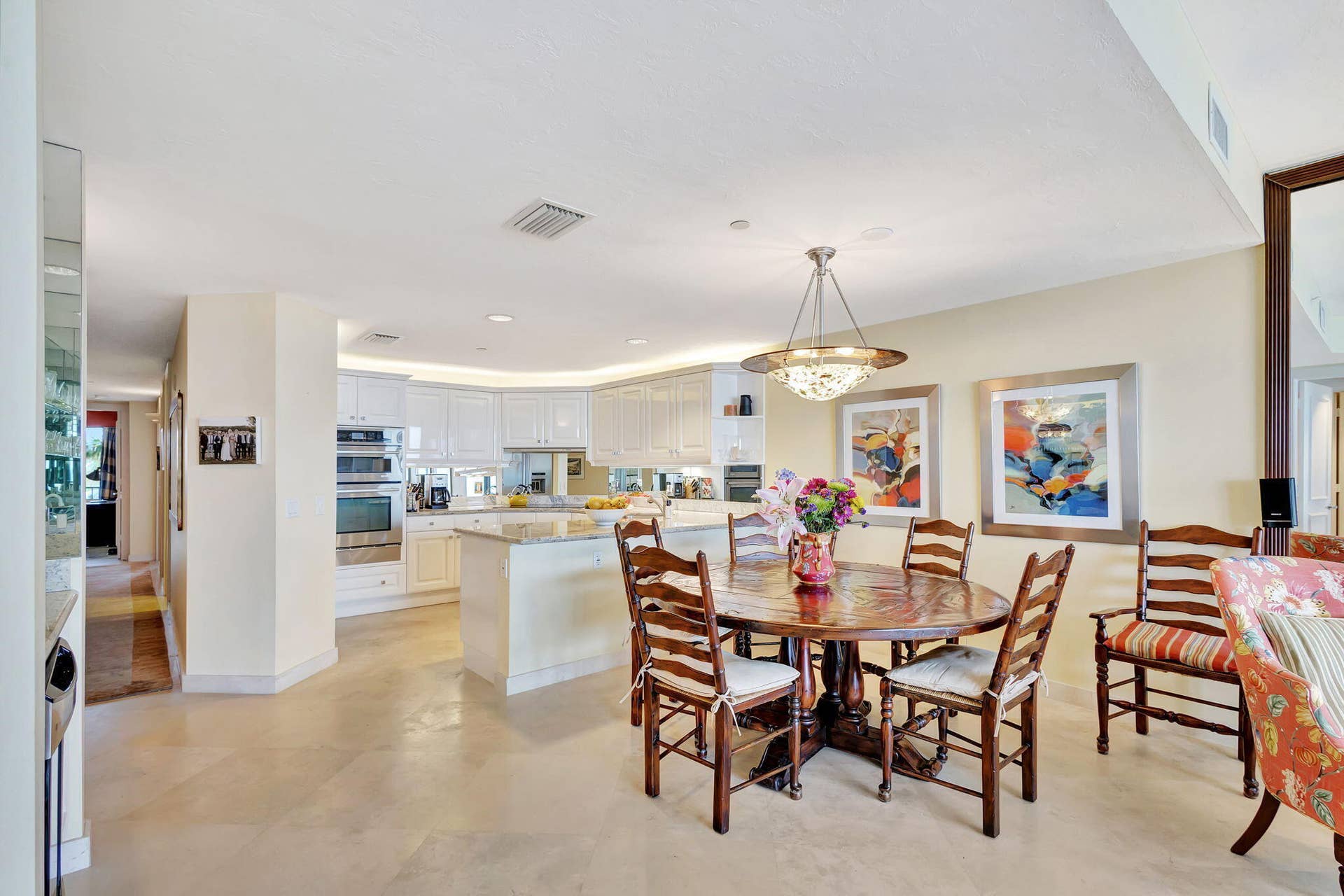 800 Ocean Drive, #404, Juno Beach, FL 33408 Dining Room/Kitchen