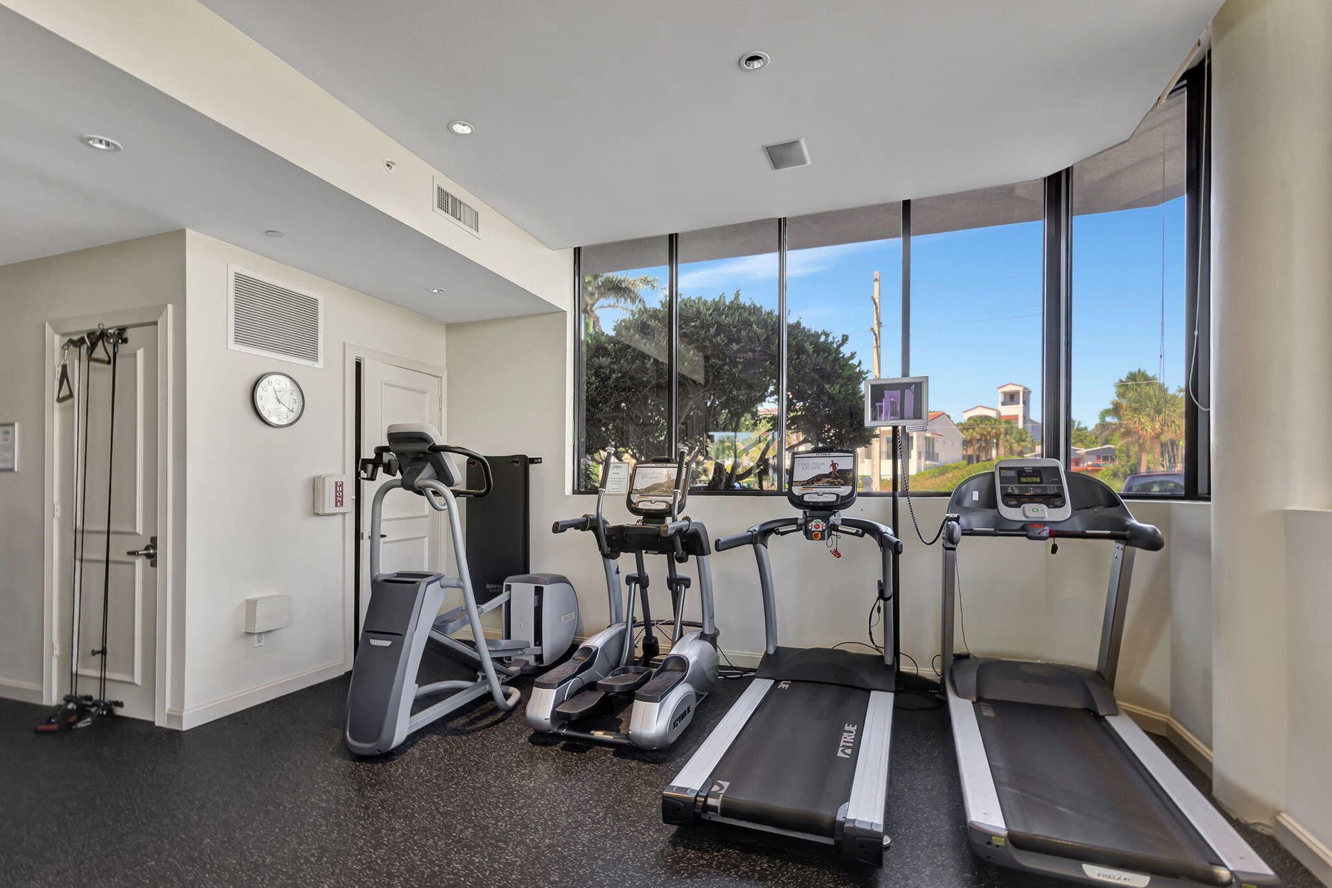 800 Ocean Drive, #404, Juno Beach, FL 33408 Gym