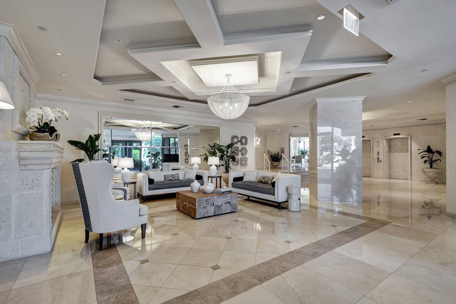 800 Ocean Drive, #404, Juno Beach, FL 33408 Lobby