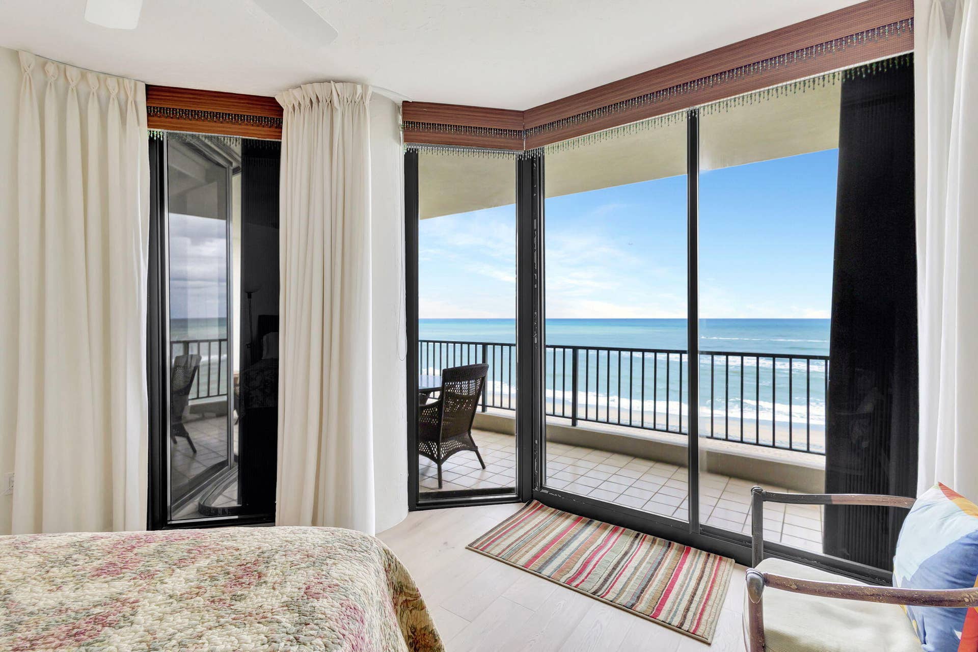 800 Ocean Drive, #404, Juno Beach, FL 33408 Primary Bedroom