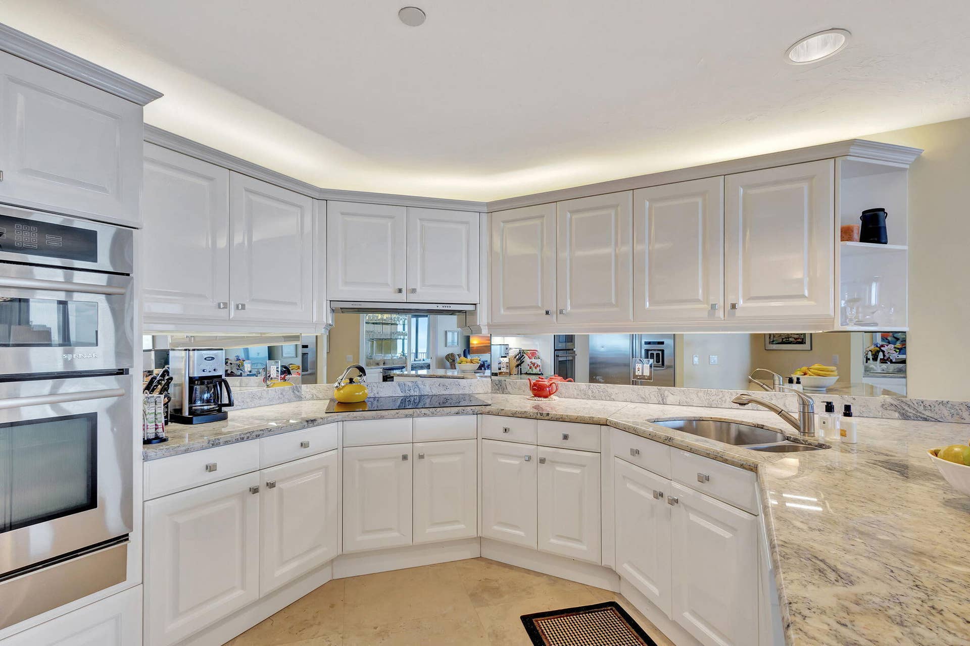 800 Ocean Drive, #404, Juno Beach, FL 33408 Kitchen