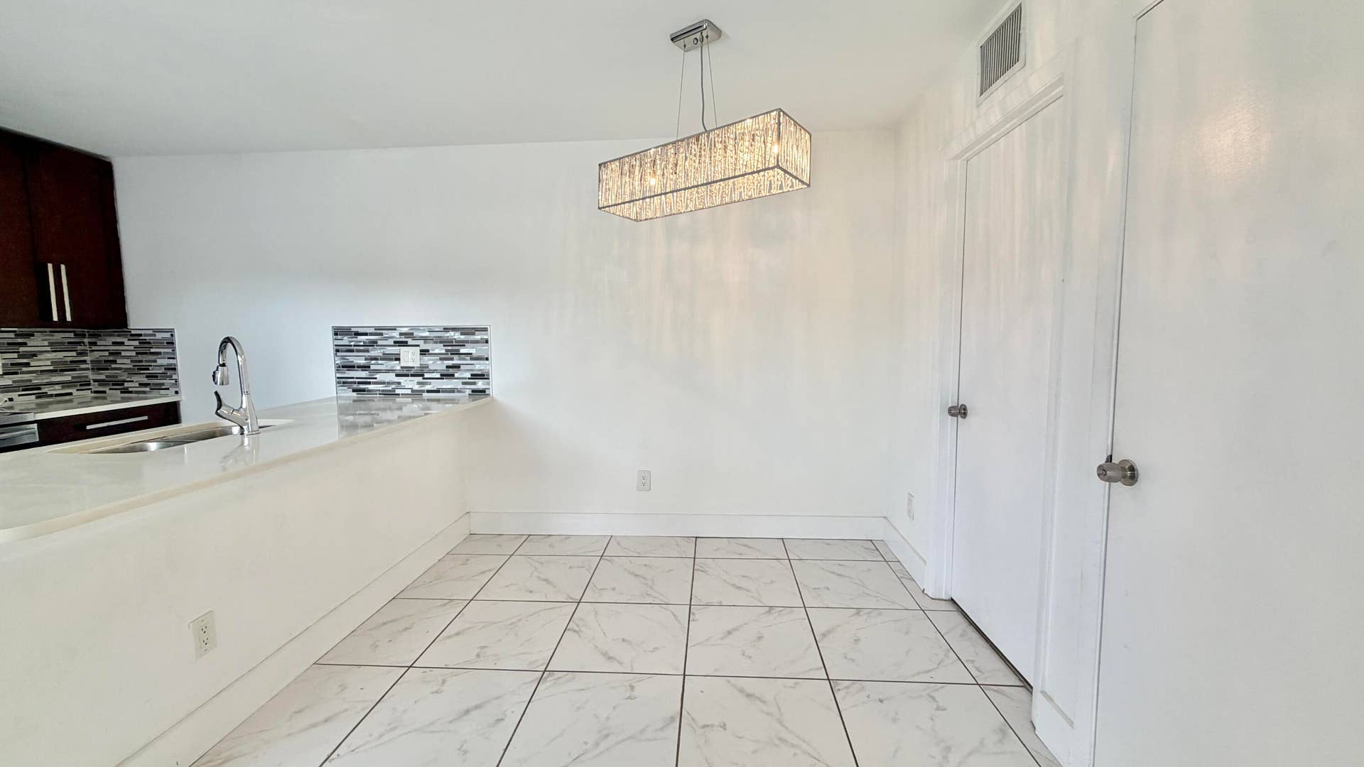 8365 Boca Rio Drive, Boca Raton, FL 33433 IMG_9137