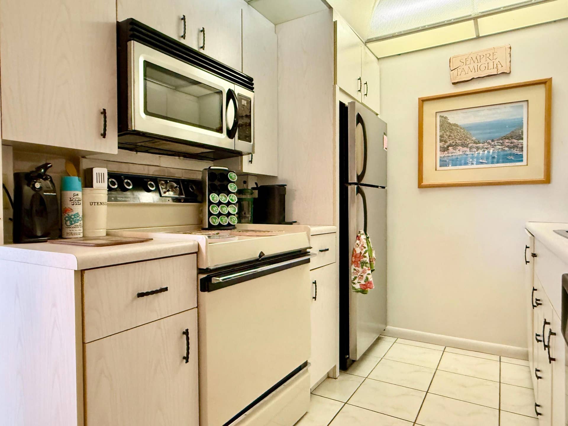 4046 Guildford C, Boca Raton, FL 33434 Kitchen