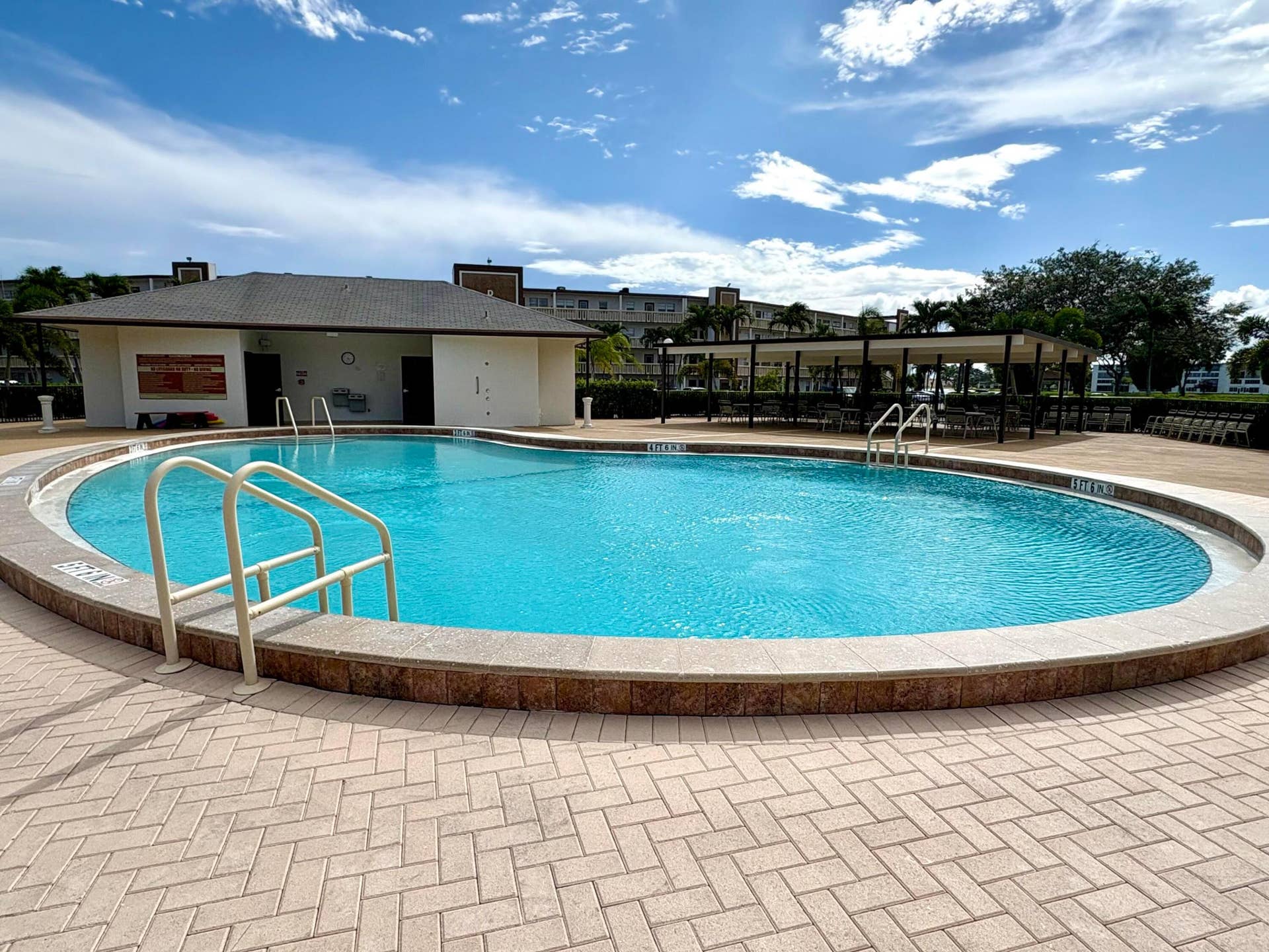 4046 Guildford C, Boca Raton, FL 33434 Guildford Community Pool