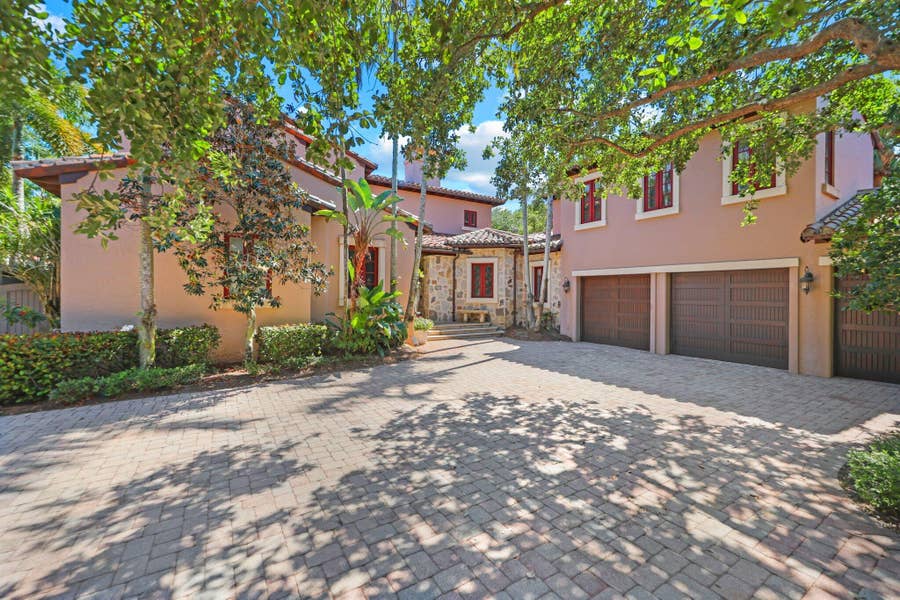 Property photo for 441 Via Del Orso Drive, Jupiter, FL