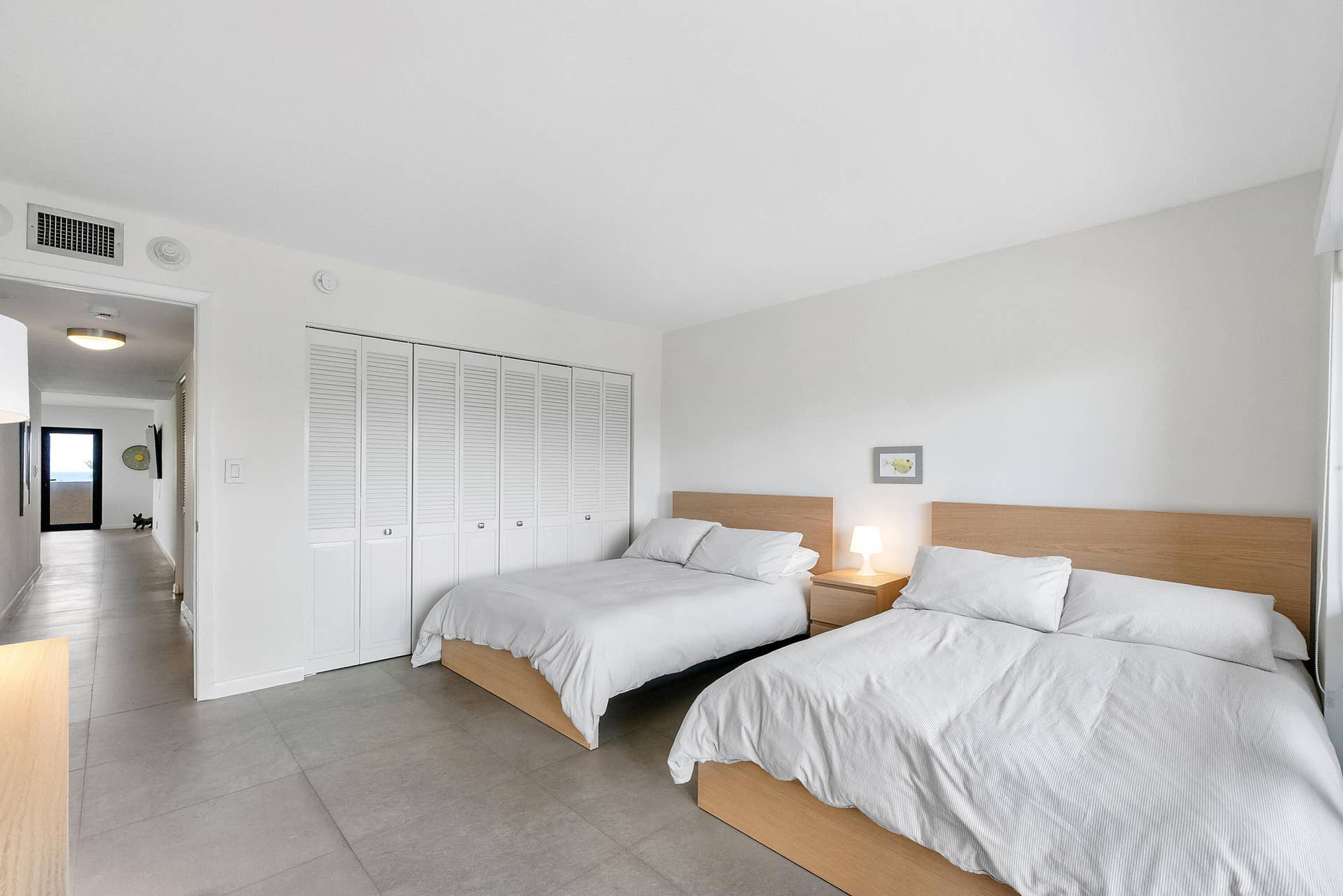 4900 N Ocean Blvd u416_015