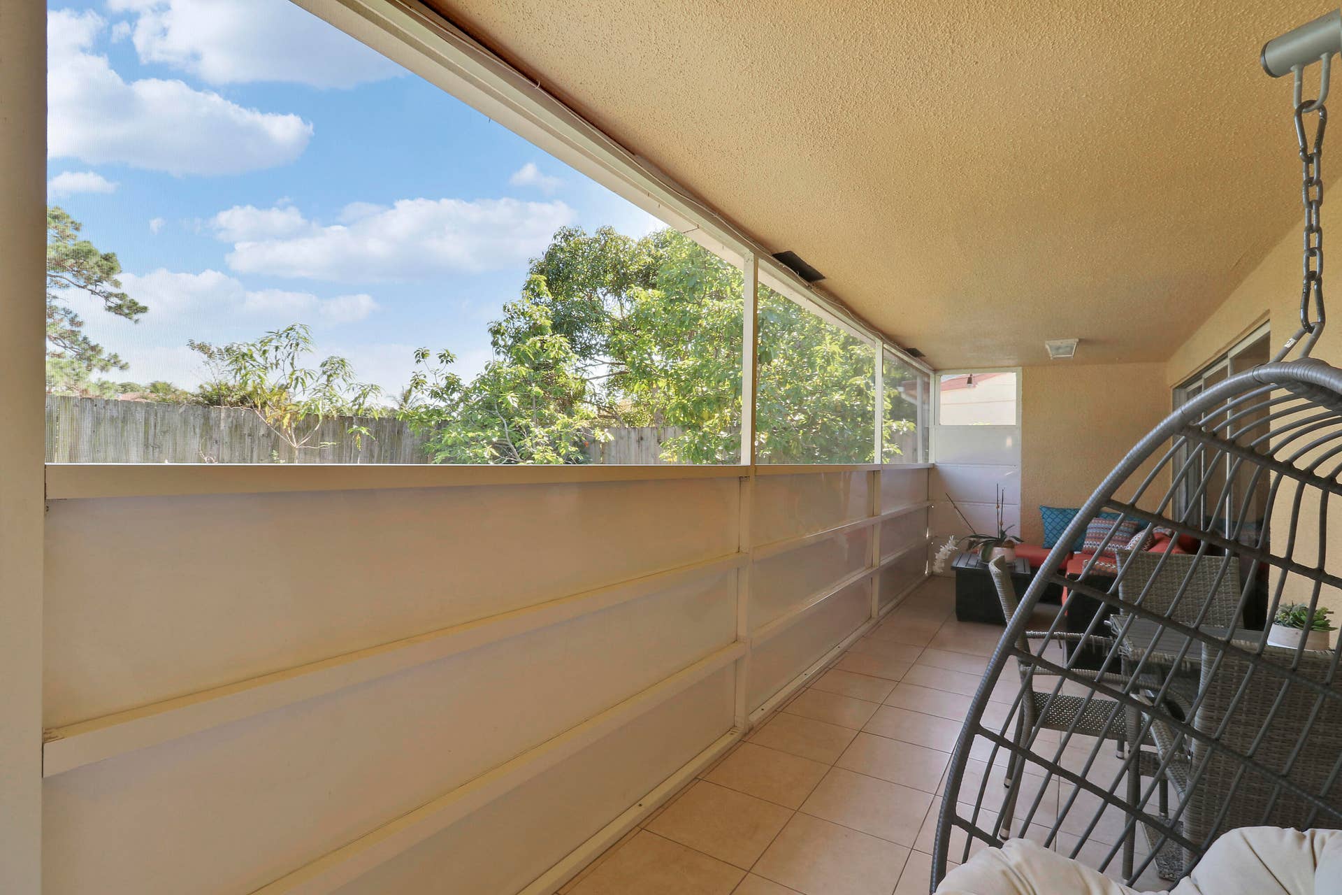 3336 Ave Villandry, Delray Beach, FL 33445 Screened in Patio