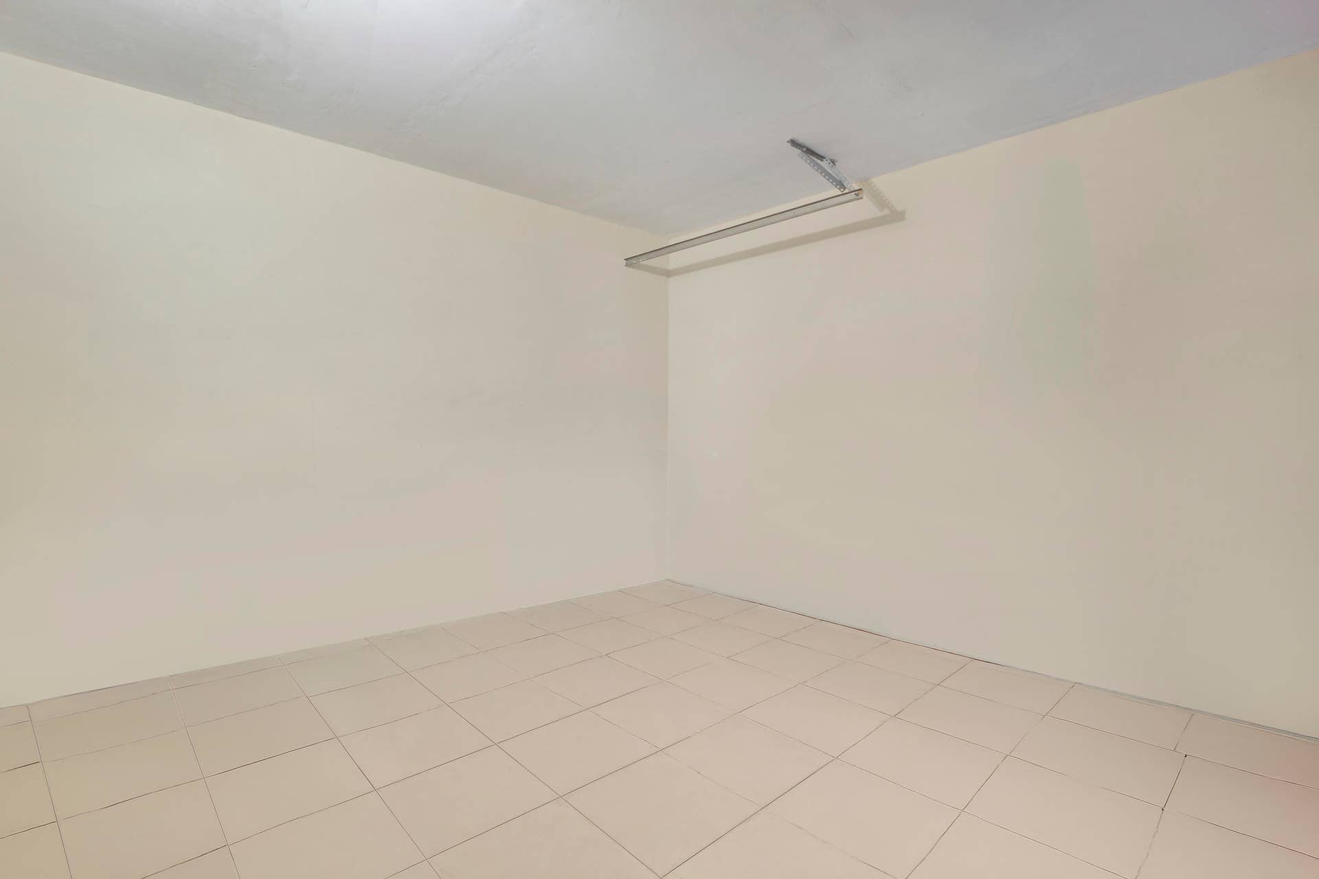 3336 Ave Villandry, Delray Beach, FL 33445 4th bedroom in garage. furniture digitally removed