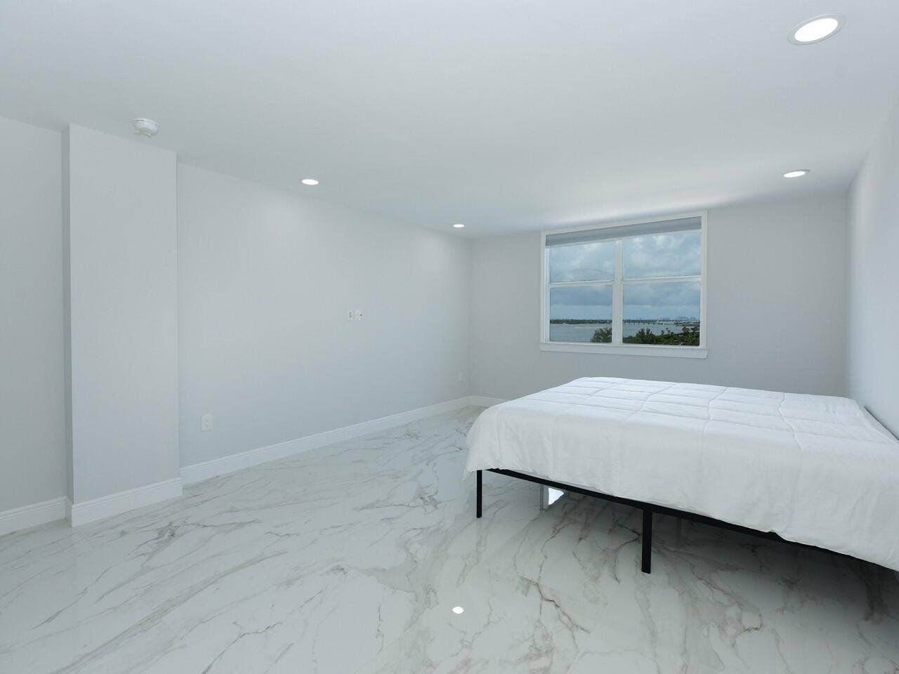 3450 S Ocean Boulevard, #726, Palm Beach, FL 33480 Patrician726-16