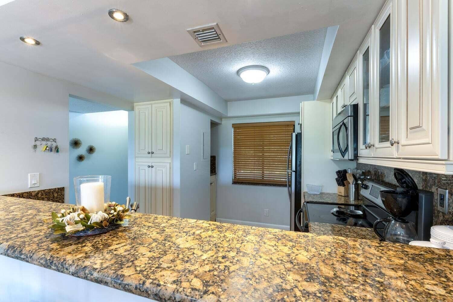 3050 Presidential Way, #305, West Palm Beach, West Palm Beach, FL 33401 20220619145512864497000000-o