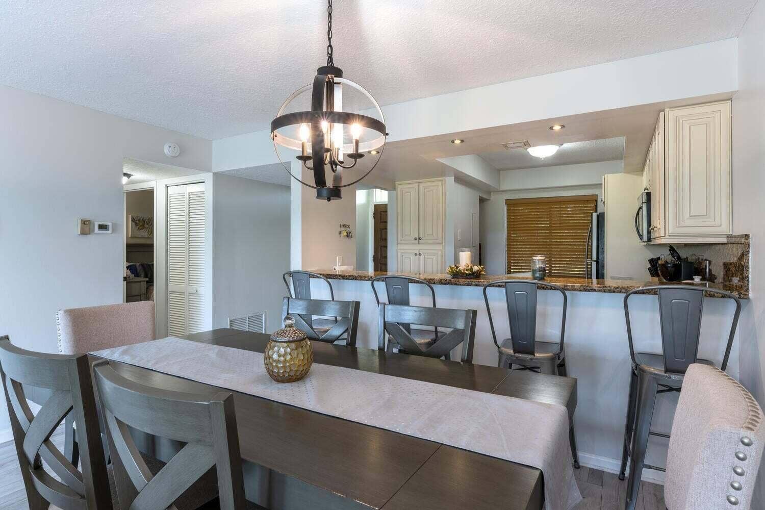 3050 Presidential Way, #305, West Palm Beach, West Palm Beach, FL 33401 20220619145502840935000000-o