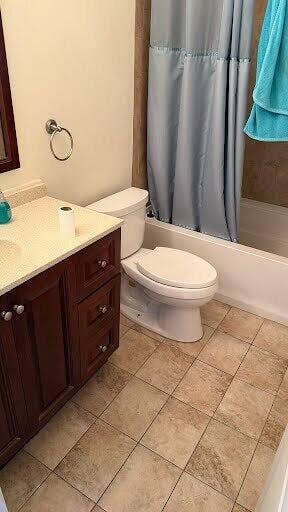 953 SE 10th, #6d, Deerfield Beach, FL 33441 Bathroom1