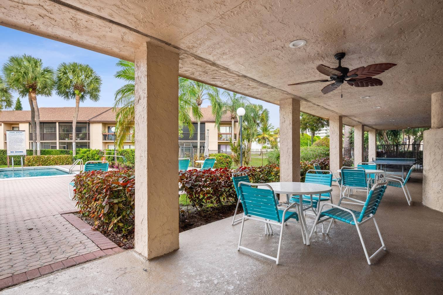 2307 SW 15th Street SW, #1, Deerfield Beach, FL 33442 meadowridge condo pool