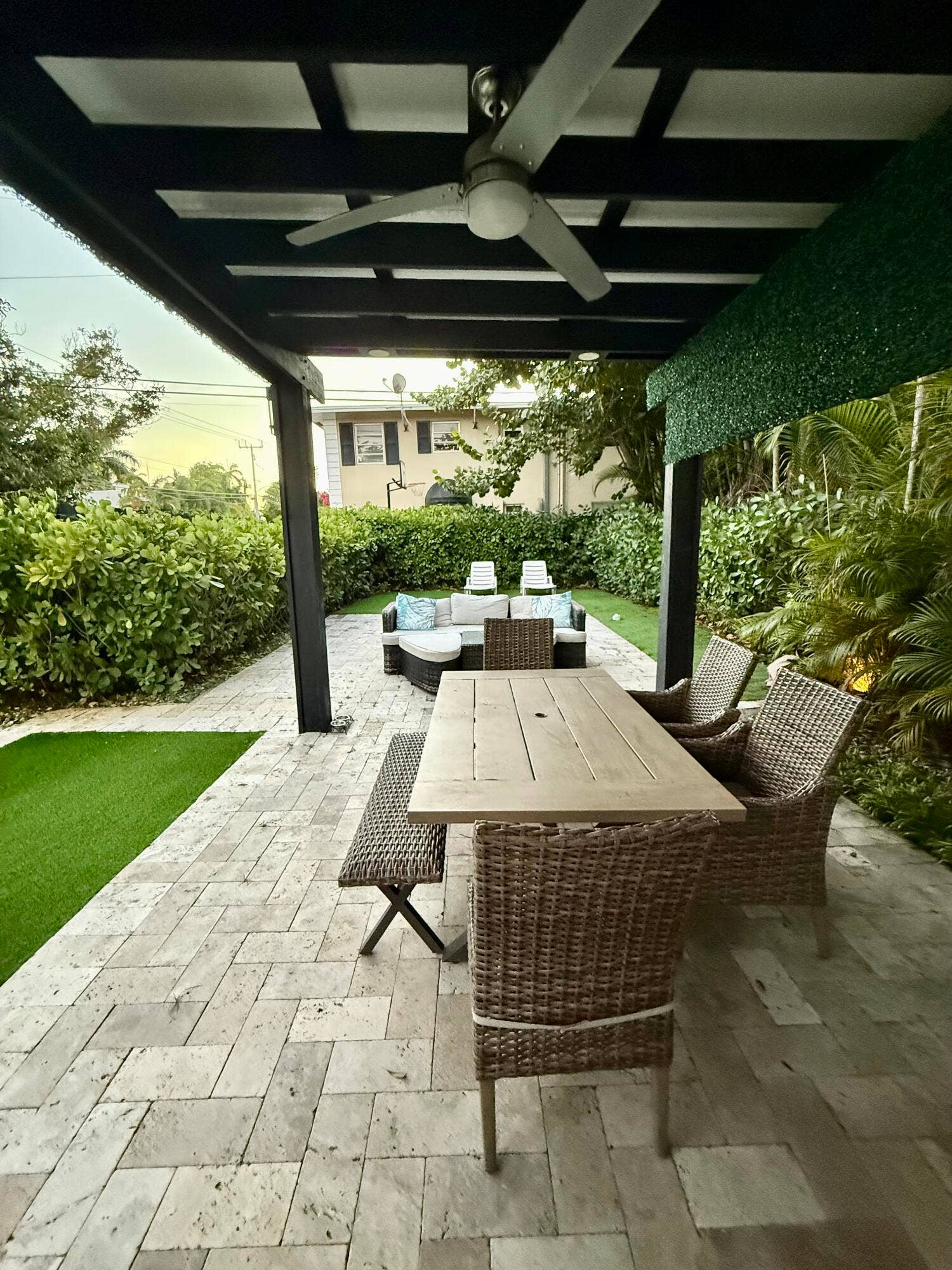 701 exterior 12