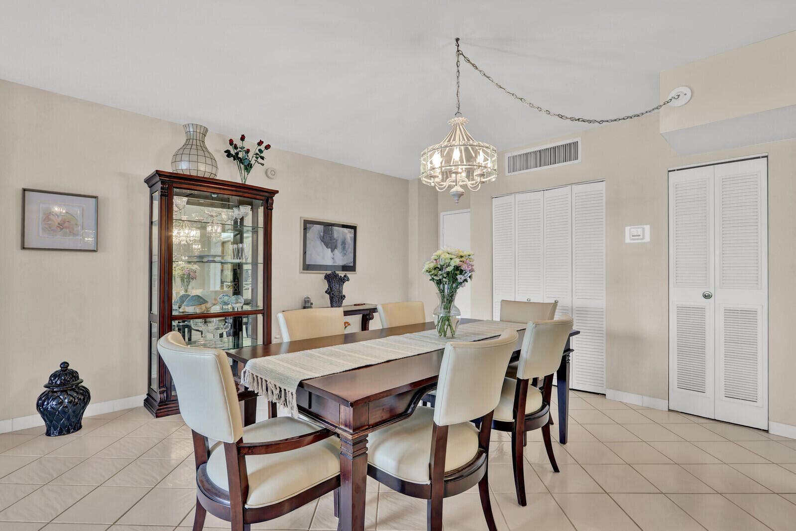 Spacious Dining Room