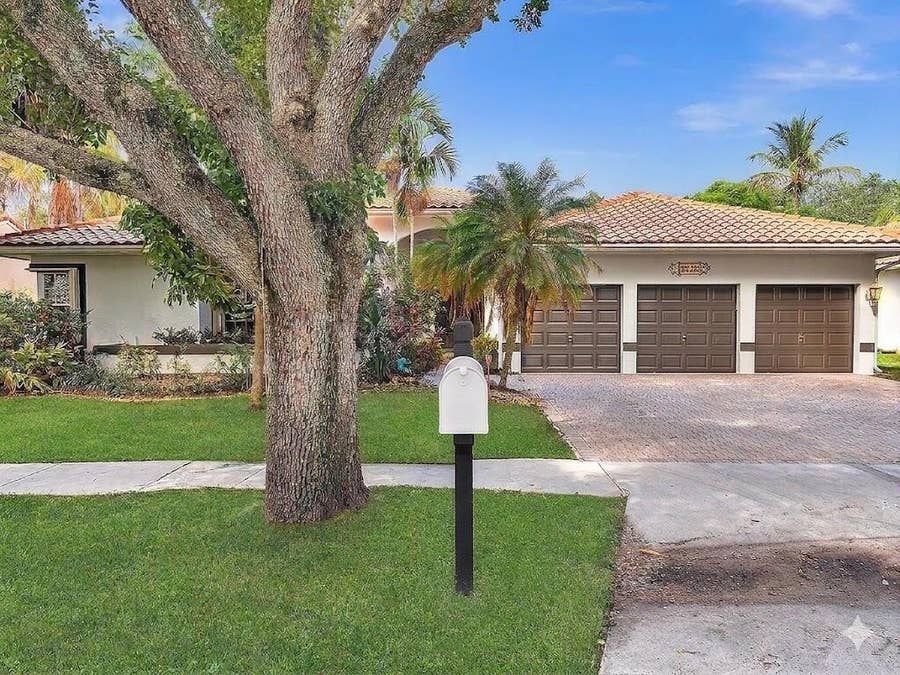 Property photo for 3420 Washington Lane, Cooper City, FL