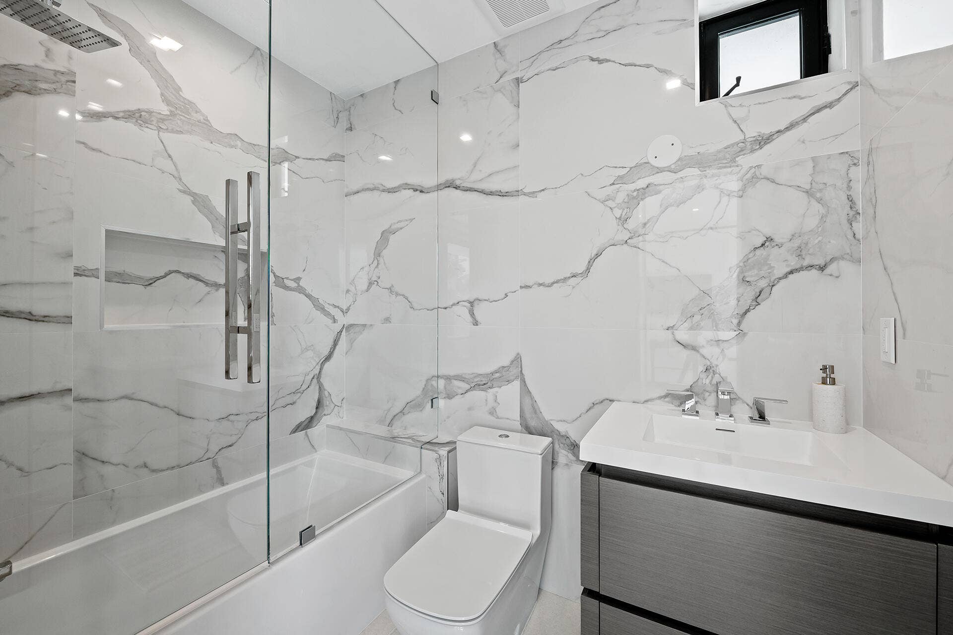 401 Lido Drive, #401, Fort Lauderdale, Fort Lauderdale, FL 33301 DSC_1102
