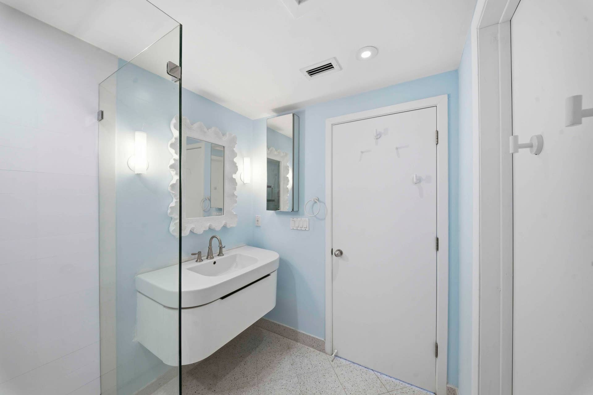 333 Sunset Drive, #404, Fort Lauderdale, FL 33301 DSC01200