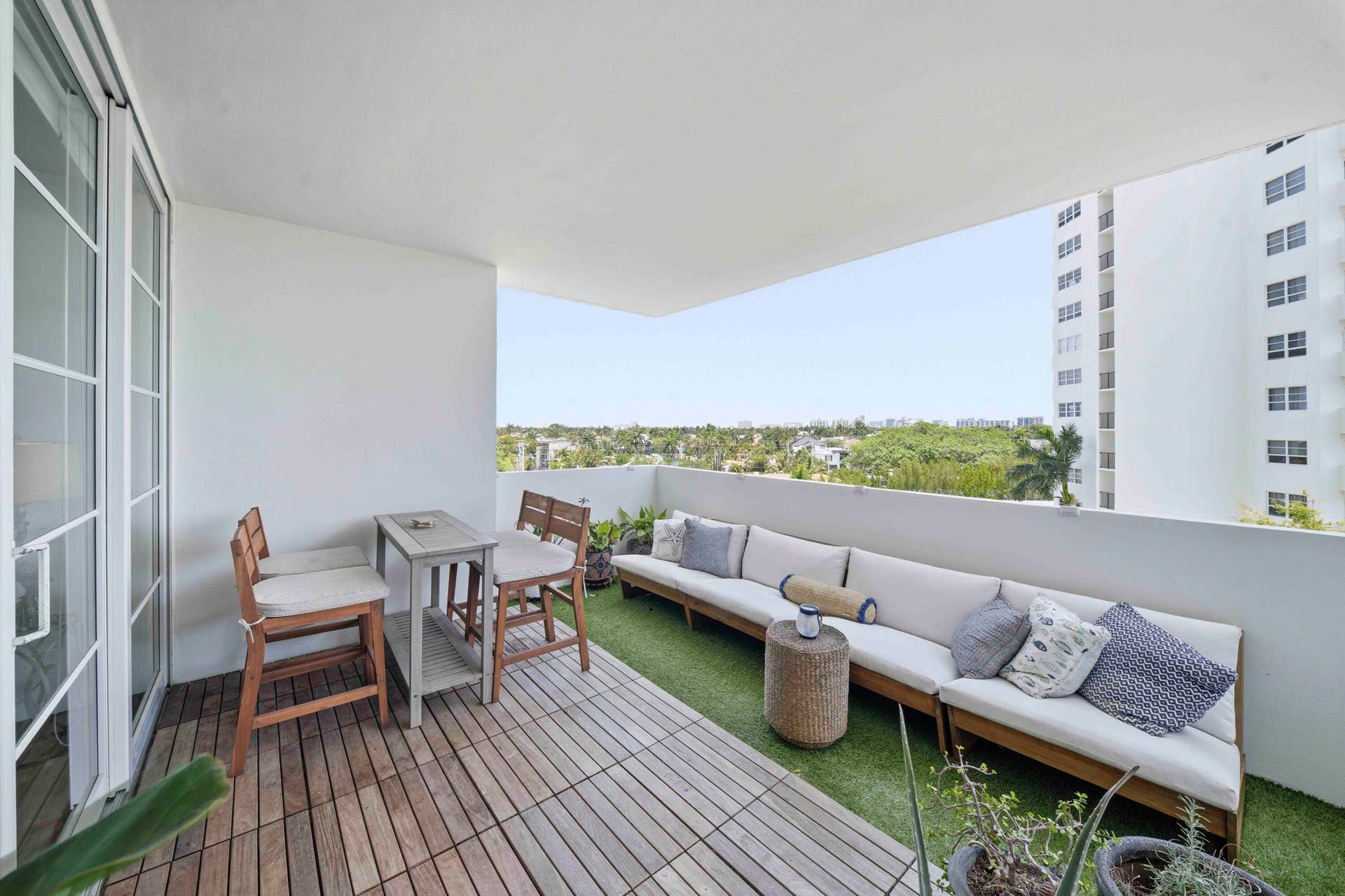 333 Sunset Drive, #404, Fort Lauderdale, FL 33301 DSC01125