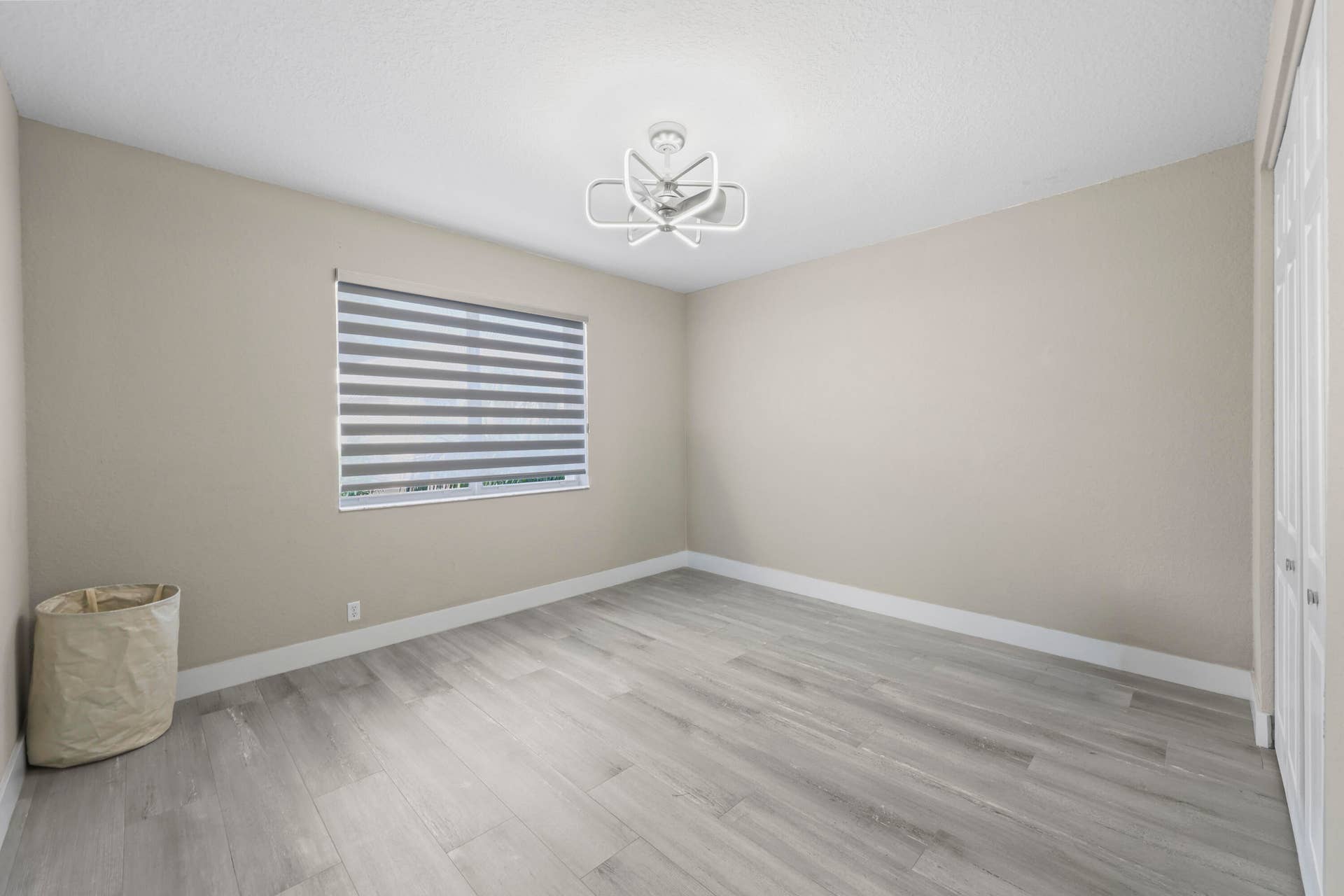 10980 Northwest 69th Pl - 59.jpg-FULL