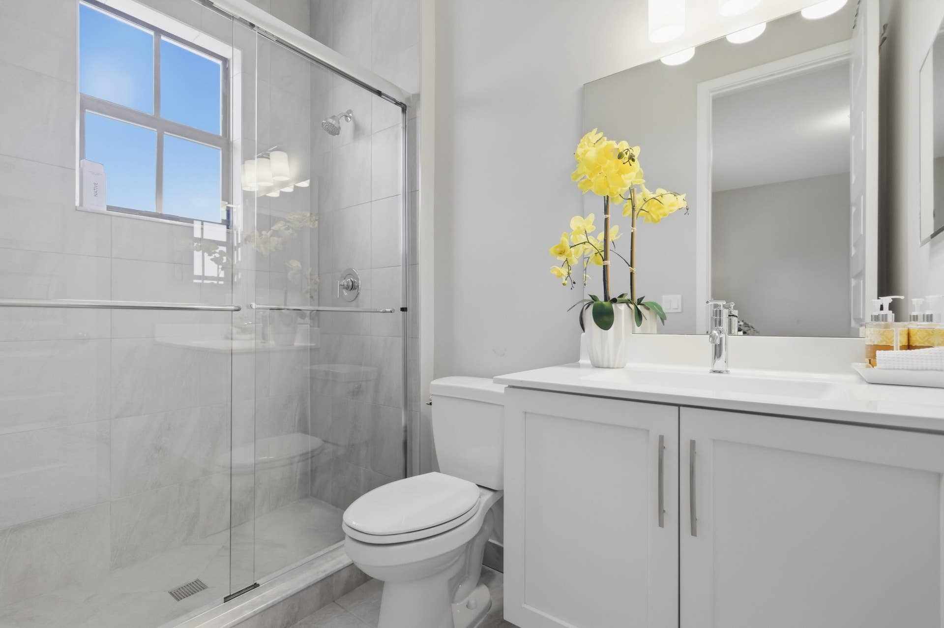 10271 Peninsula Place, Parkland, FL 33076 Guest Bath