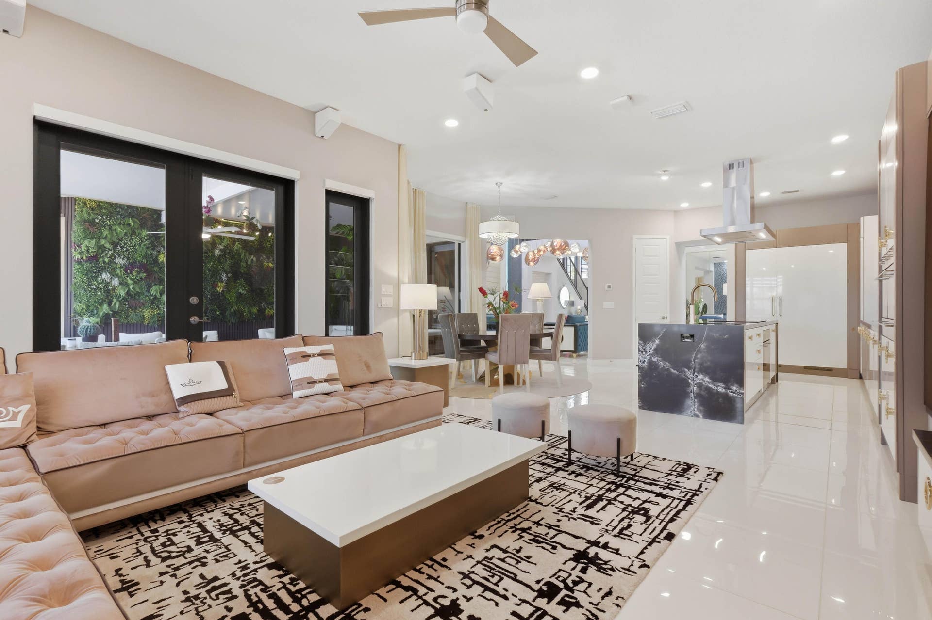 10271 Peninsula Place, Parkland, FL 33076 Family Room
