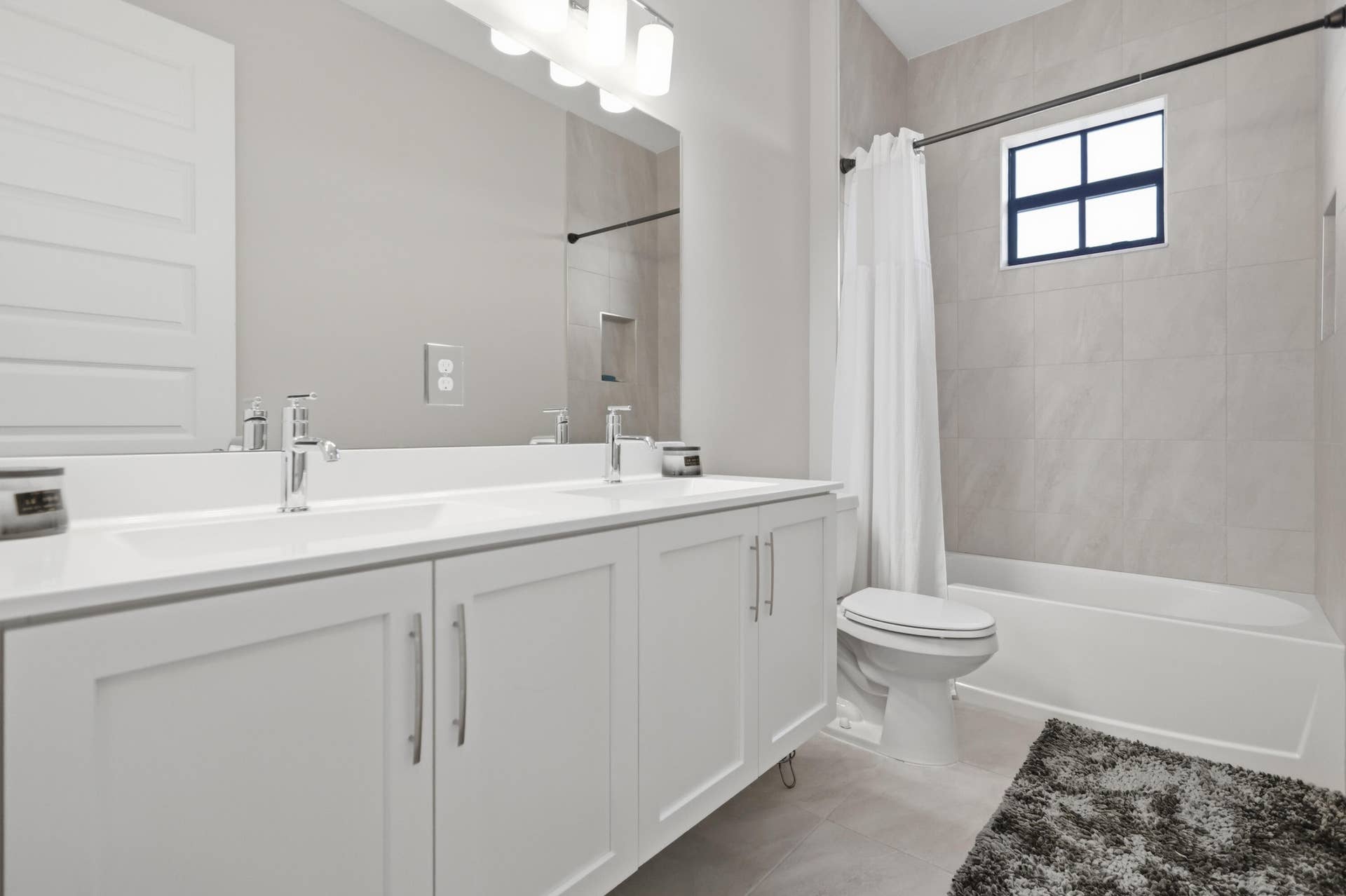 10271 Peninsula Place, Parkland, FL 33076 Bonus Room Bath