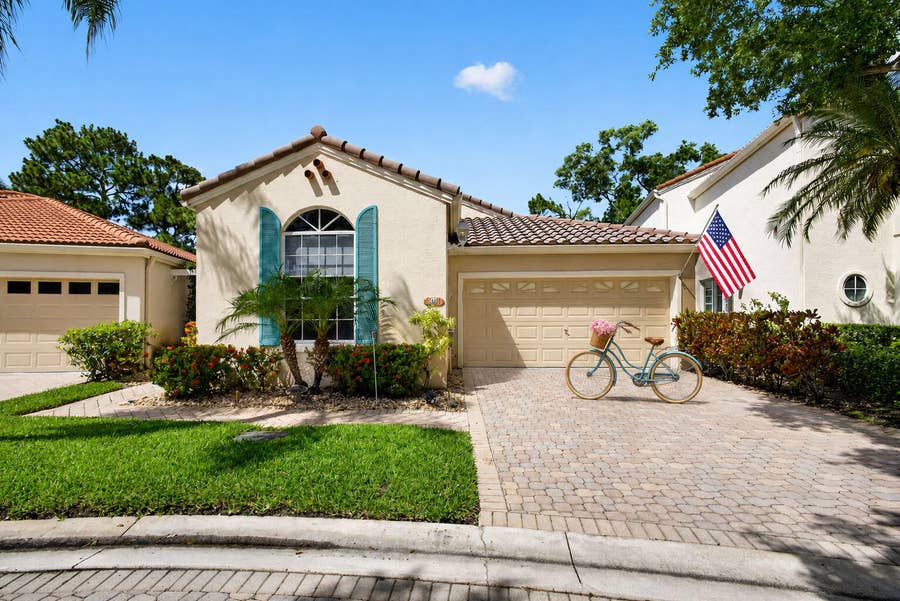 Property photo for 48 Via Del Corso, Palm Beach Gardens, FL