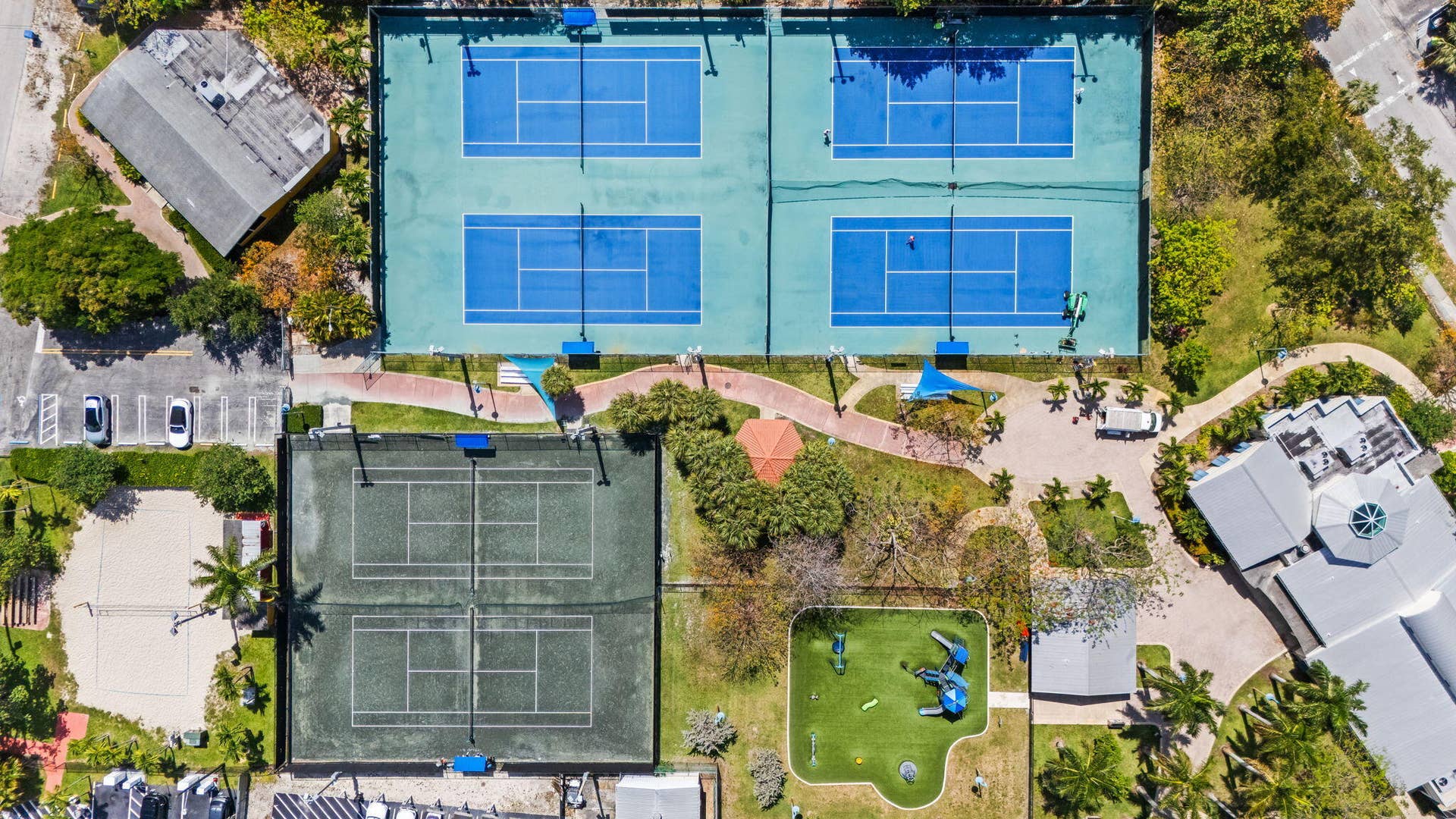 2020 NE 4th Avenue, #2, Wilton Manors, FL 33305 Hagen Park Tennis Center