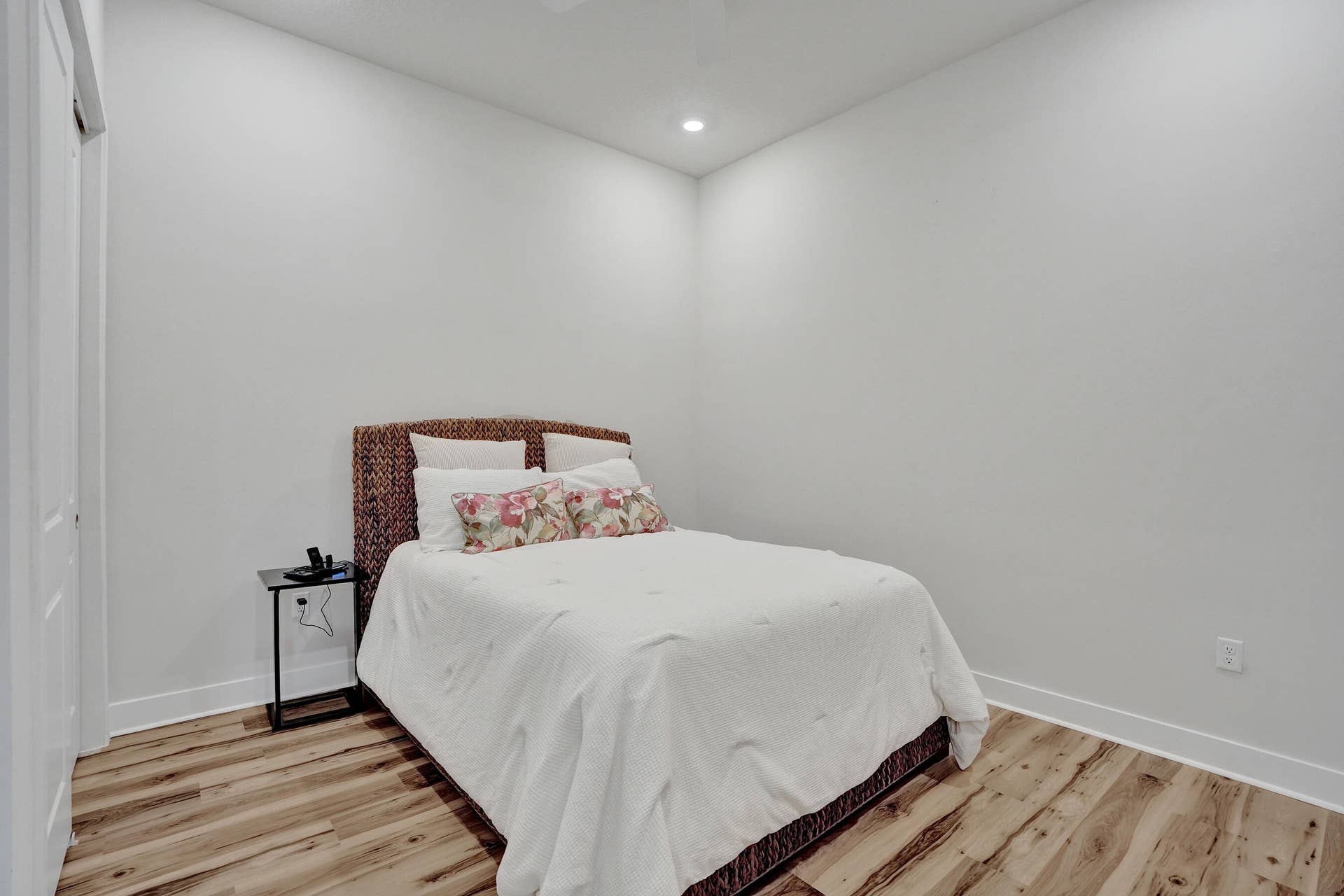 8334 W Blue Spring Drive, #8334, Parkland, FL 33067 GUEST ROOM