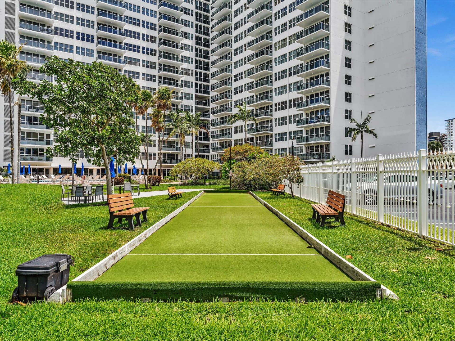 3300 NE 36th Street, #721, Fort Lauderdale, FL 33308 Bocce ball court