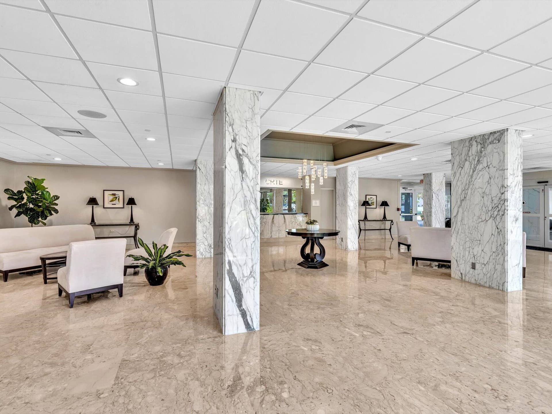 3300 NE 36th Street, #721, Fort Lauderdale, FL 33308 Managers window