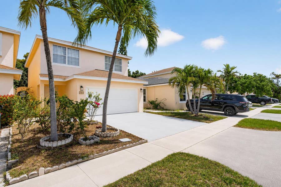 Property photo for 4131 Eastridge Circle, Pompano Beach, FL