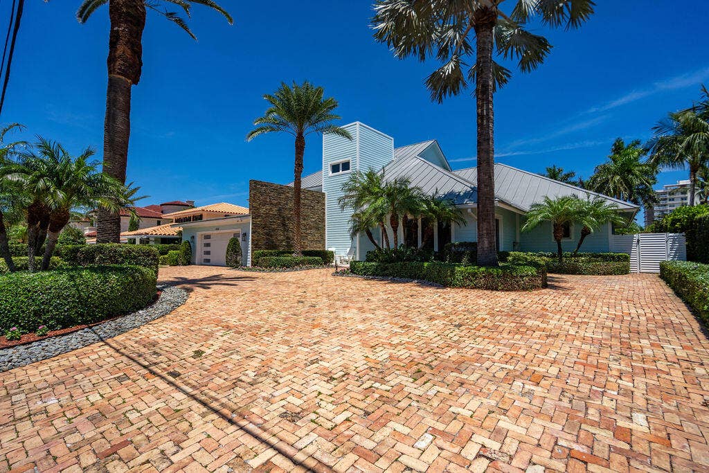 4130 NE 31st Avenue, Lighthouse Point, FL 33064 DCS2026(59)