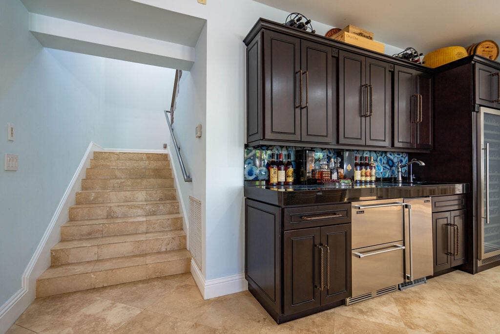 4130 NE 31st Avenue, Lighthouse Point, FL 33064 DCS2026(113)