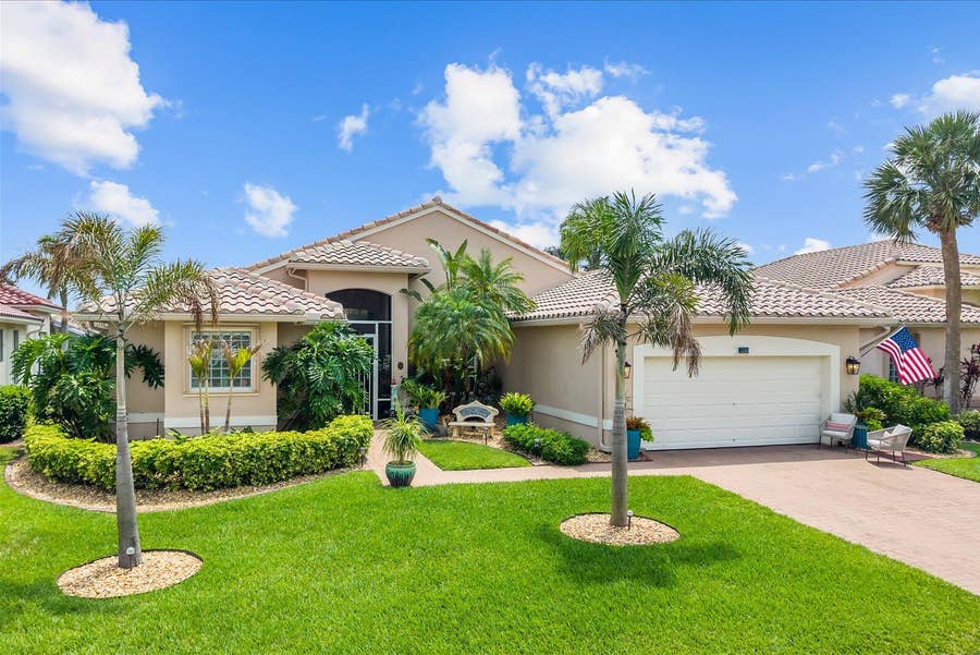 Property photo for 482 NW Blue Lake Drive, Port St Lucie, FL