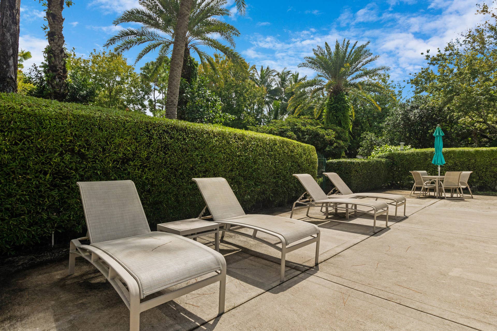 39_hd-806 cypress grove lane 208-44