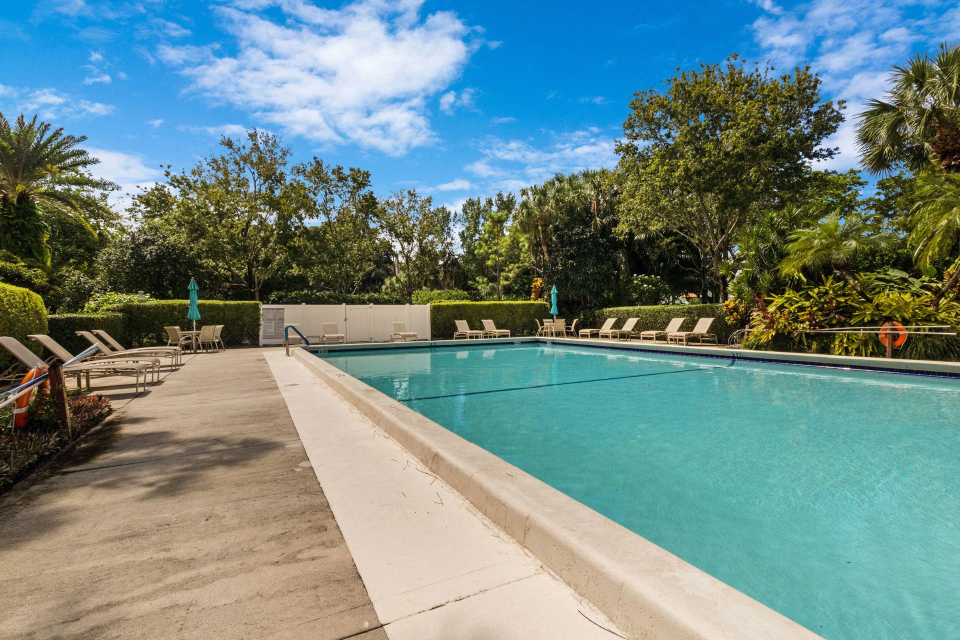 38_hd-806 cypress grove lane 208-45