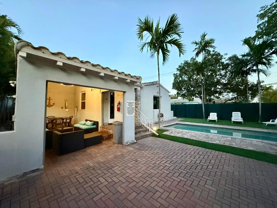 Property photo for 700 NE 17th Way, Fort Lauderdale, FL