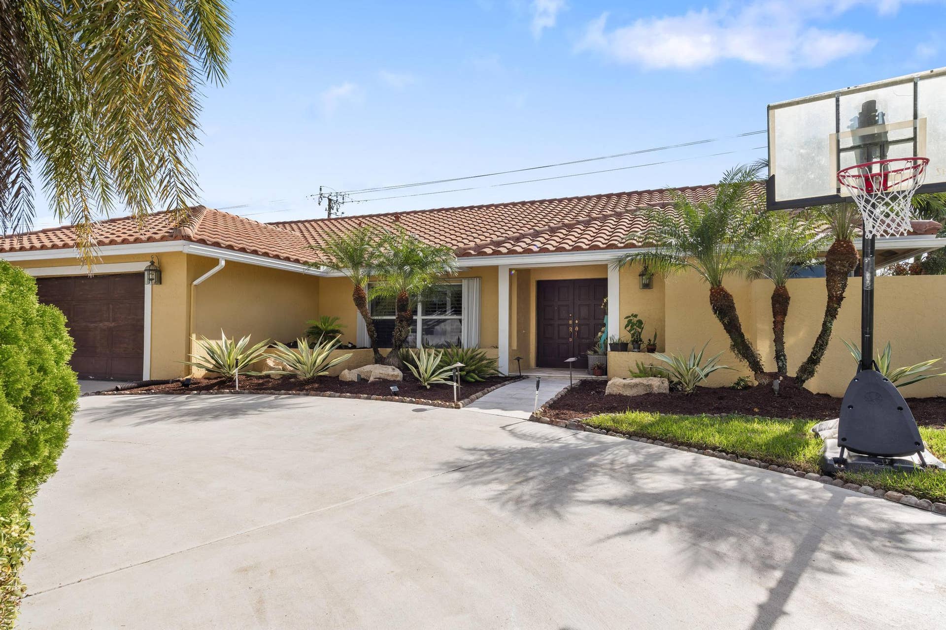 22071 Martella Avenue, Boca Raton, FL 33433 7K3A2858