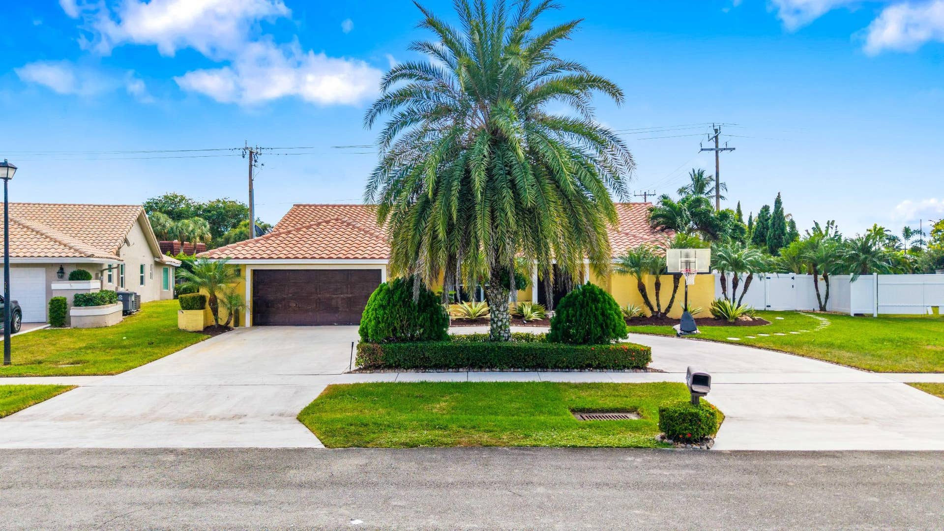 22071 Martella Avenue, Boca Raton, FL 33433 1